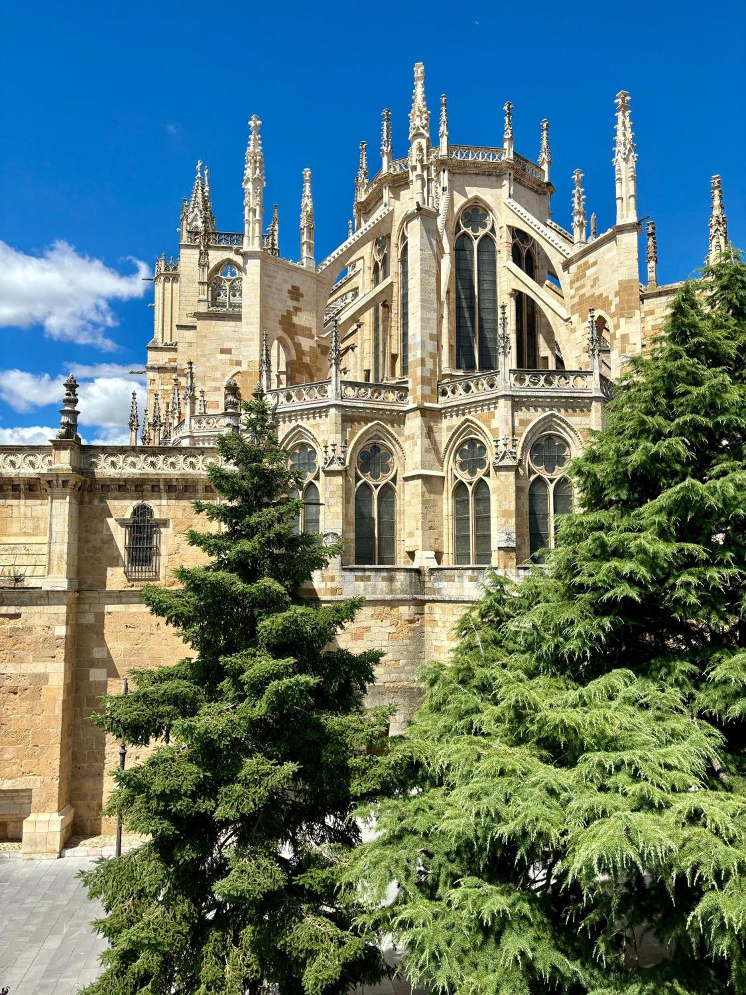 Suites La Catedral Leon Exterior photo
